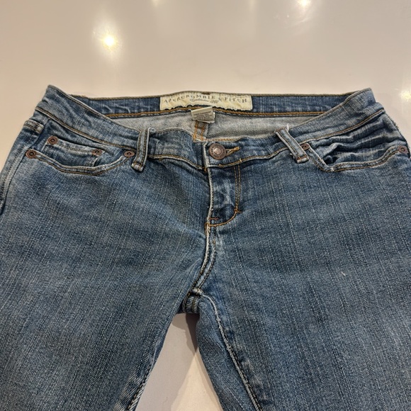 Abercrombie & Fitch low rise denim blue jeans - Picture 4 of 7